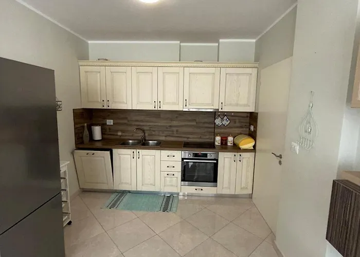 Shengjin Apartments Apartamento